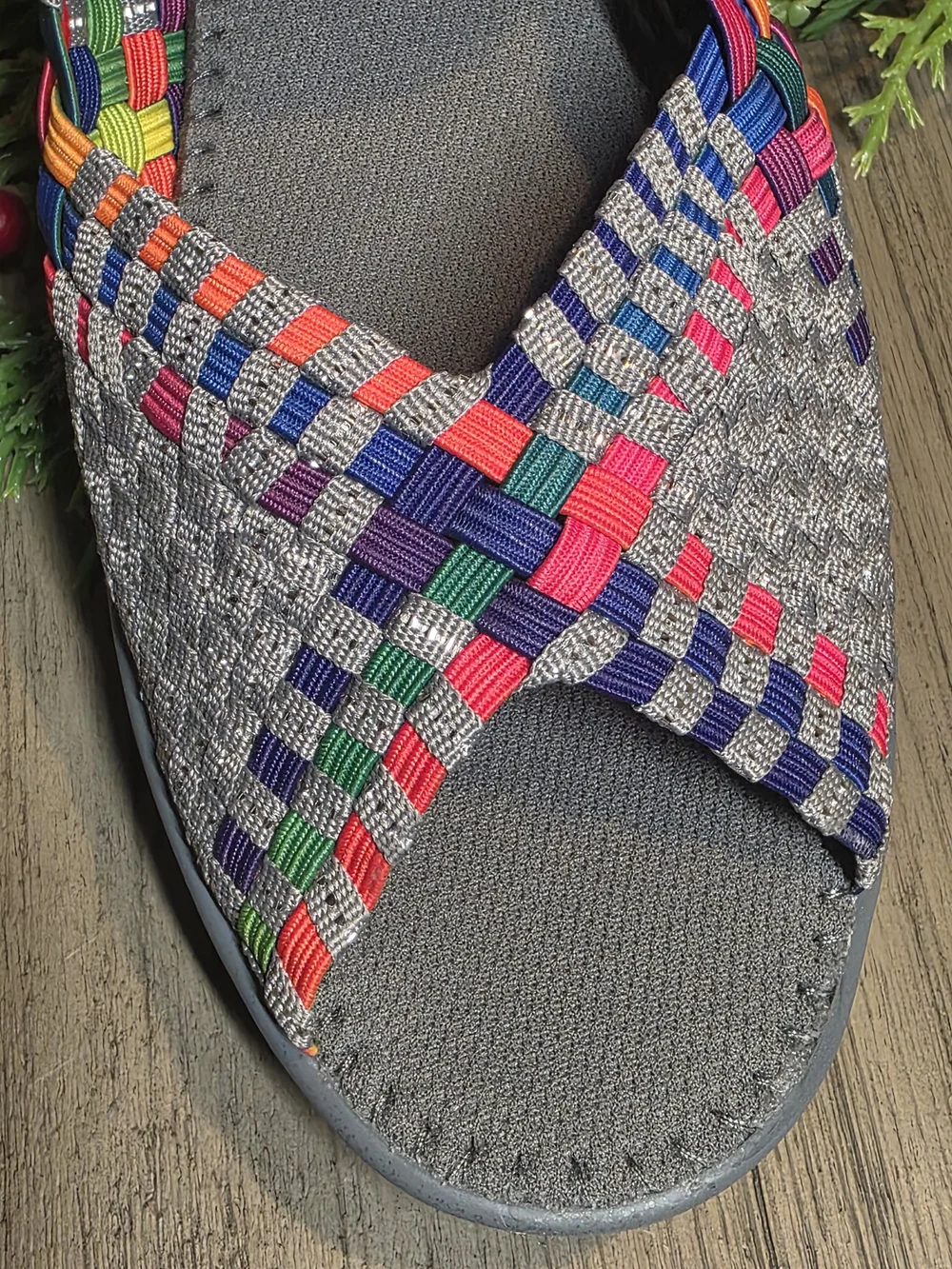 bernie mev. Women's Hallie Wedges in Pewter Multi